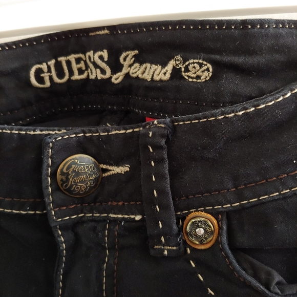 💥Flash Sale💥 Vintage Guess Jeans - Picture 3 of 5